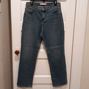 Levi's 512 Perfectly Slimming Straight Leg Sz 12M